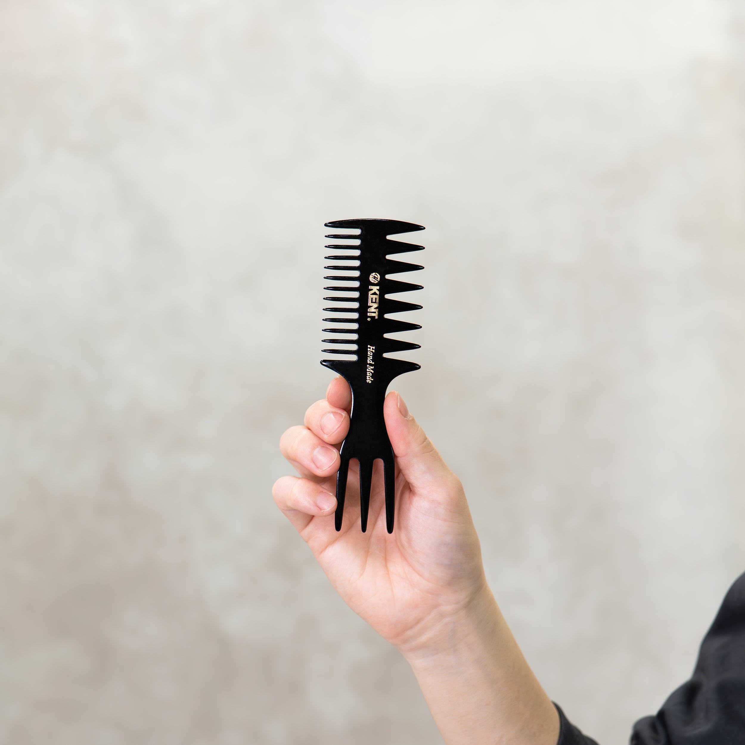 フィッシュテイルメッシュコーム 150mm 57TBL