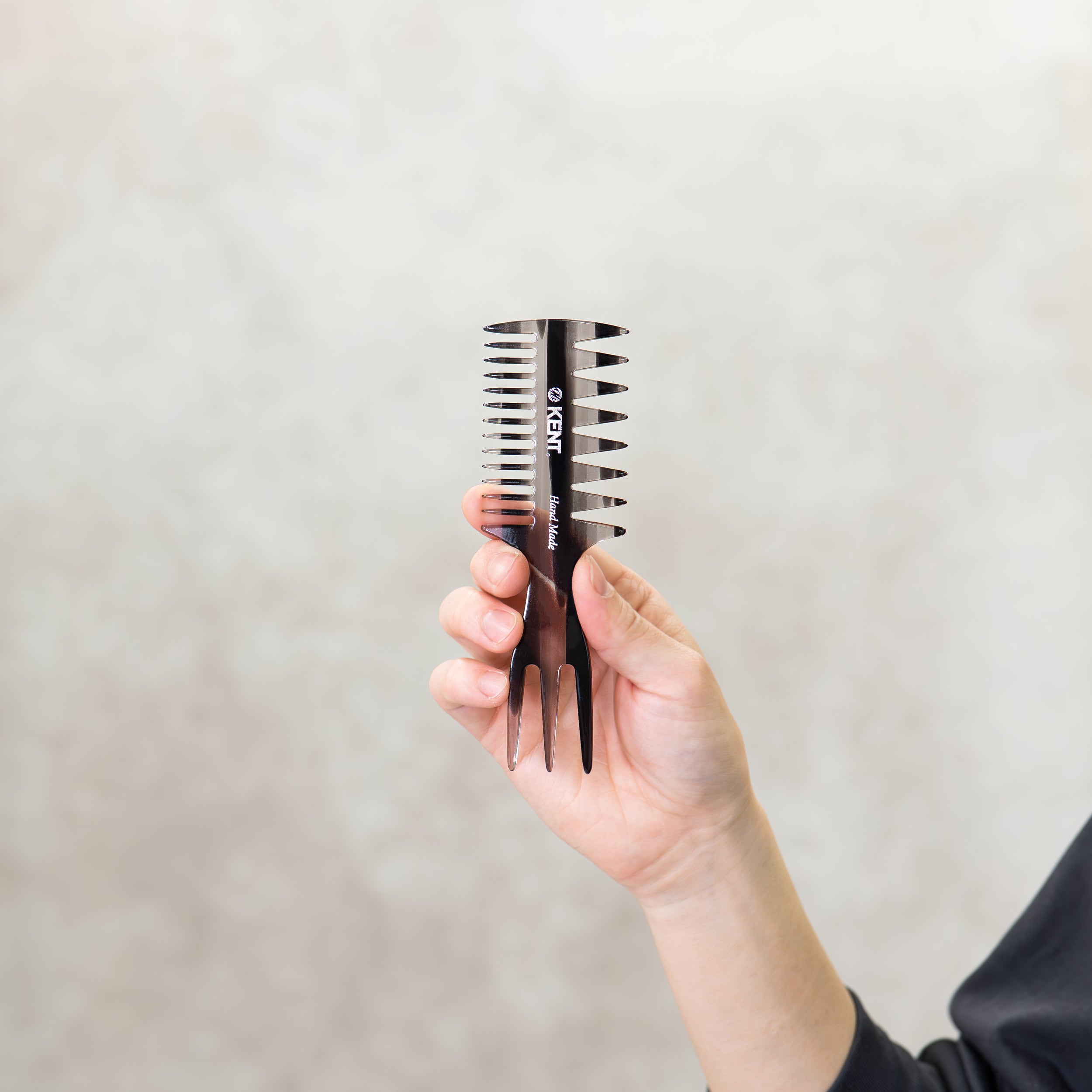 フィッシュテイルメッシュコーム 150mm 57TG