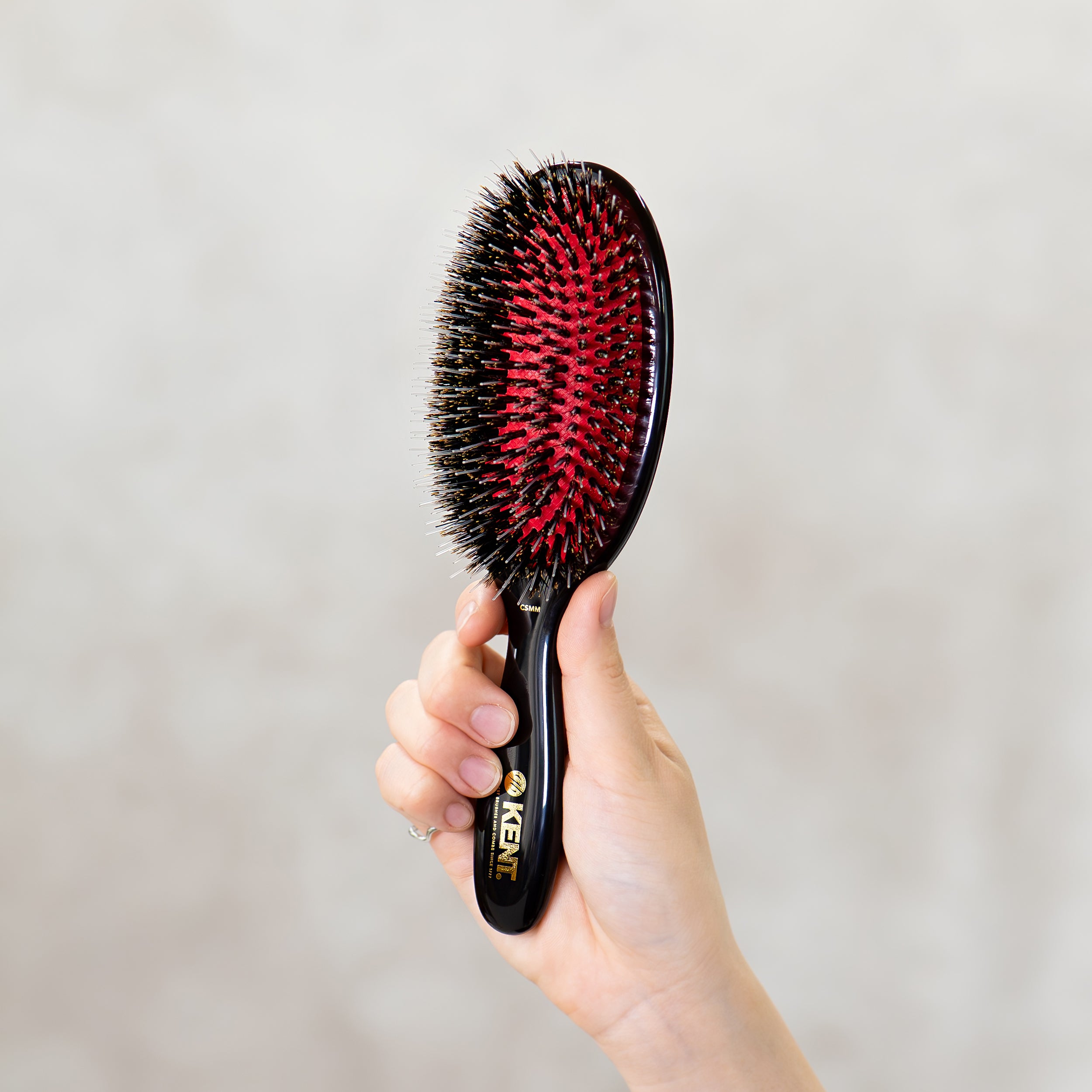 ブリッスル&ナイロンピン クッションヘアブラシ ミディアムサイズ NEW CLASSIC SHINE CSMM 【公式サイト限定クリーニングブラシ付き】