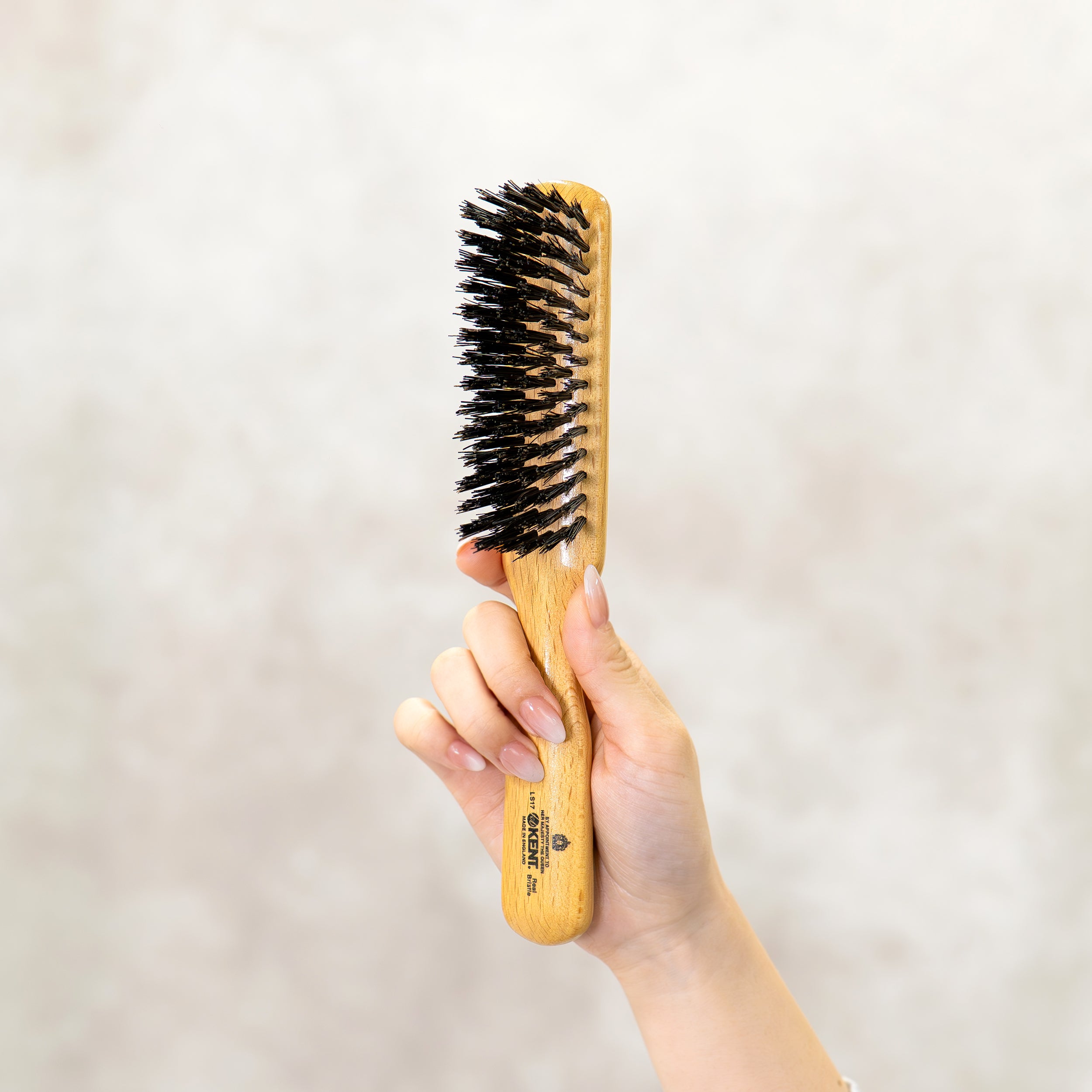 ハードブリッスルヘアブラシ LS17
